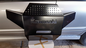 Продам бампера Kawasaki (4 фото из 4)