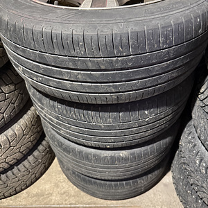 Летние шины на литых дисках 205/55R16 VW Sharan (2 фото из 6)