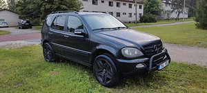 Mercedes Benz ML500 (1 foto / 8)