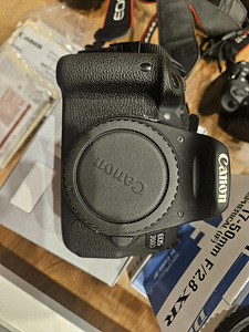 Canon 700D (1 foto / 1)