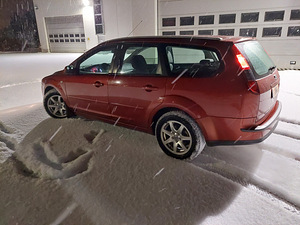 Ford Focus 1.8D 2008 (5 foto / 10)