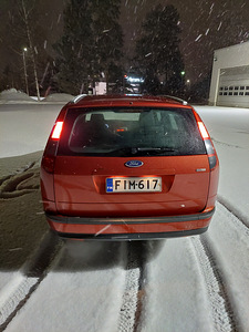 Ford Focus 1.8D 2008 (3 foto / 10)