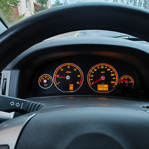 Opel vectra GTS (5 foto / 6)