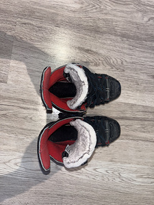 Hokiuisud Bauer Vapor X300 (2 foto / 2)