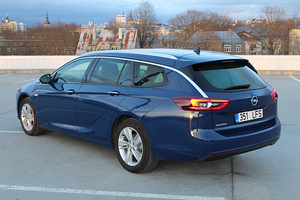Opel Insignia Sports Tourer 2.0 125kW (2 foto / 14)