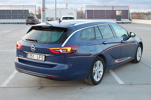 Opel Insignia Sports Tourer 2.0 125kW (4 foto / 14)