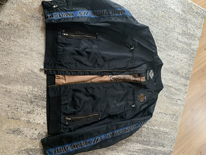 Куртка Harley Davidson ( оригинал) р.XL (5 фото из 5)