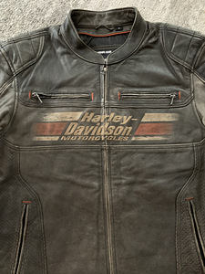 Кожаная куртка Harley Davidson ( оригинал) р.XL