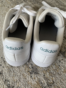 Adidase tossud, suurus 39-40 (2 foto / 4)