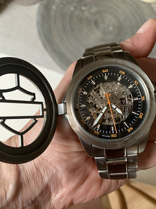 Harley Davidson Bulova 76A154 kellad (5 foto / 5)