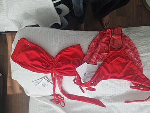 Продам новый купальник (2 фото из 2)