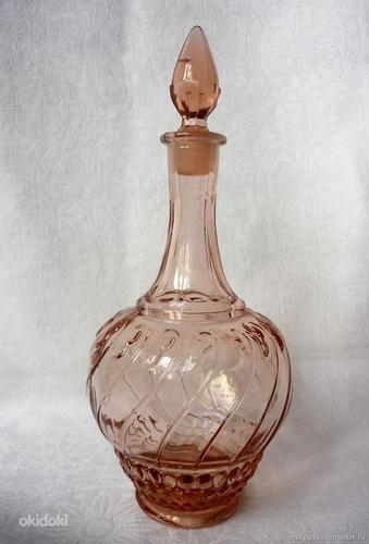 Винтажный графин для напитков из розового стекла 50-60 г (фото #2)