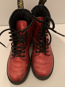 Dr. Martens saapad (2 foto / 2)