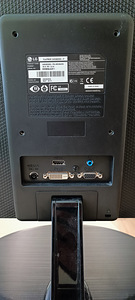 LG Flatron 24EA53VQ (6 foto / 7)