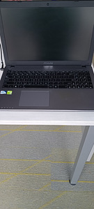Asus X55C 4GB (DDR3) (4 foto / 5)