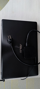 Asus X55C 4GB (DDR3) (5 foto / 5)