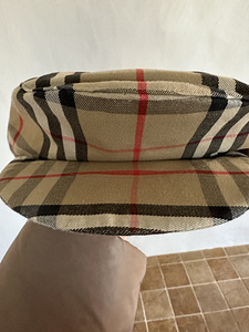 Кепка Burberry (оригинал) (2 фото из 6)