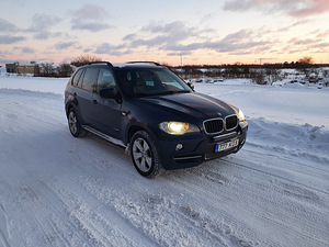 BMW X5 E70 (4 foto / 4)