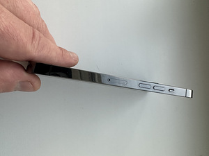Apple IPhone 13 Pro (2 фото из 4)