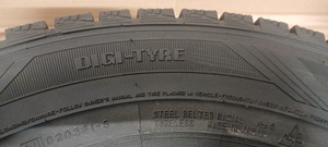 Зимние шины Dunlop 185/70R14 (5 фото из 6)