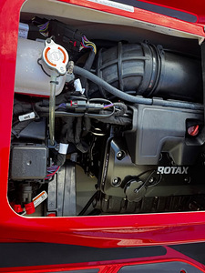 Sea-Doo RXT-X RS 325 Audio Fiery Red (8 фото из 8)