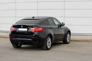 AUTORENT BMW x6 (e71) AUTOMAAT 3.0 DISEL (3 foto / 4)