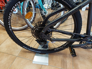 Hübriidratas Ghost Square Cross Essential Sram 1x12 (4 foto / 8)