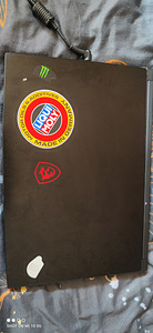 MSI GF63 8RC-052NL 15,6" i7-8750H 16GB 256GB SSD +1TB (1 foto / 5)