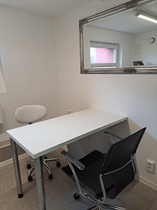 Kabinet üürile anda (4 foto / 6)