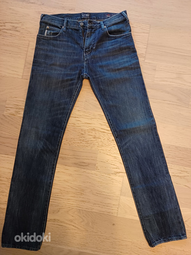 Armani джинсы (фото #1)