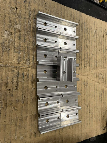 CNC freesimine