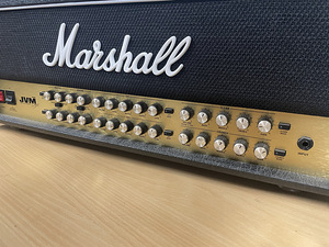 Гитарный усилитель Marshall JVM410h (3 фото из 7)