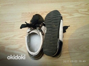 Stiilsed madalad kingad suurus 35 (sisetald 21,5 cm) (2 foto / 2)