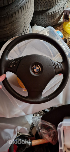 BMW e90 руль (фото #1)