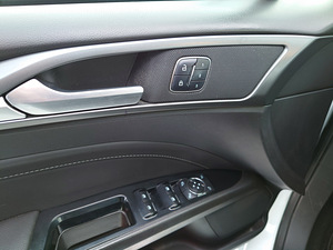 Ford mondeo (9 фото из 15)