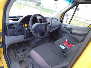 Mercedes menz sprinter w906 (8 foto / 10)