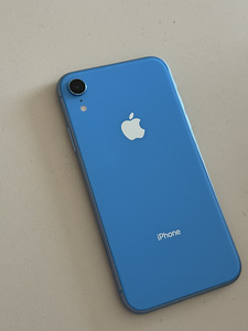 iPhone xr (1 фото из 2)