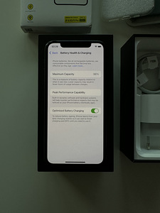 iPhone 11 Pro 64GB Midnight Green, battery 96% (5 foto / 5)