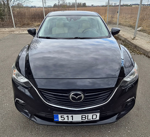 Mazda 6 SkyActiv-G Luxury i-ELOOP 2.5 141kW (7 foto / 15)