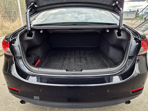 Mazda 6 SkyActiv-G Luxury i-ELOOP 2.5 141kW (15 foto / 15)