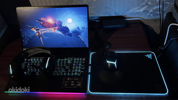 Игровой Ноутбук MSI GE76 Raider 10UG на запчасти