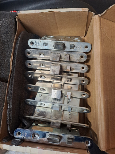 Ukselukud, lingid, Assa, Abloy