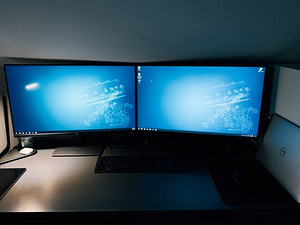 Dell XPS 9570 i7-8750H, 16 GB RAM, GTX1050ti 4GB (9 foto / 9)