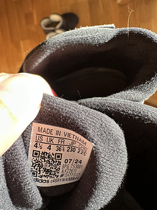 Laste Adidas Terrex poolsaapad (4 foto / 4)