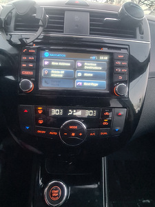 Nissan Pulsar (6 foto / 8)