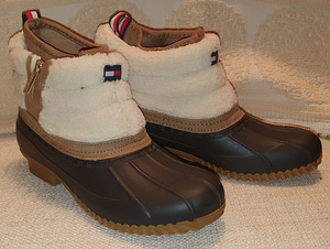 Ботинки hilfiger (TH), новые, американский размер 7 (2 фото из 6)