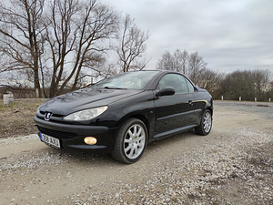 Peugeot 206cc 1.6 80kw kabriolett (12 foto / 12)