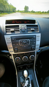 Mazda 6 2009 автомат (11 фото из 14)