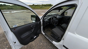 Opel combo C 2011a 1.3 55kw diisel (10 foto / 11)