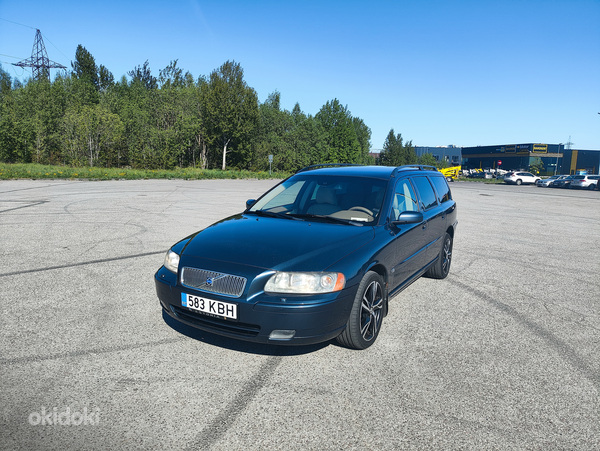 Volvo v70 2.4tdi awd (фото #2)